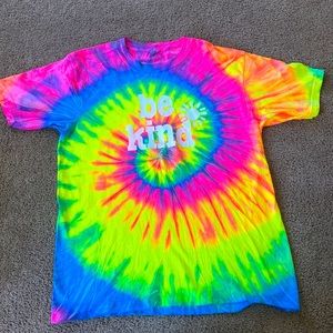 Be Kind T Shirt Size L